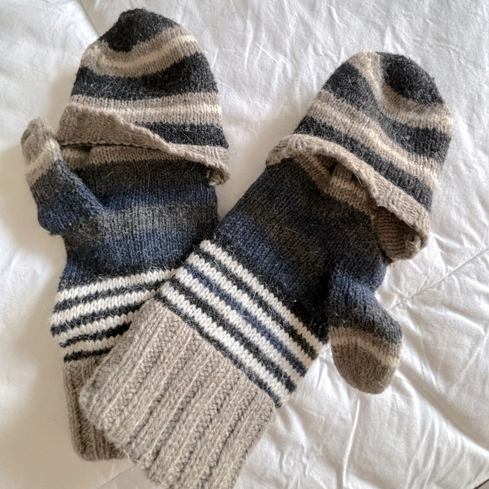Knitted Mittens